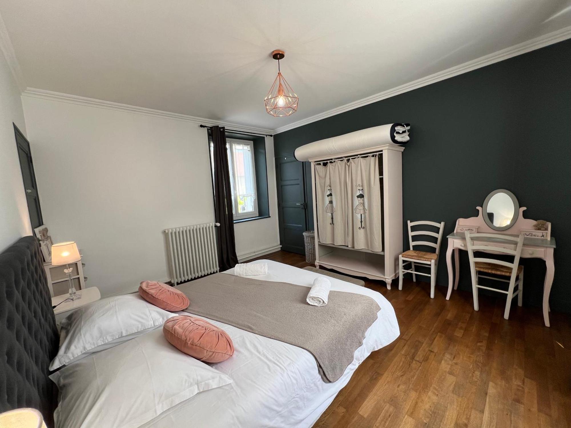 Charming House Near Chambord, Blois, Beauval Apartment
